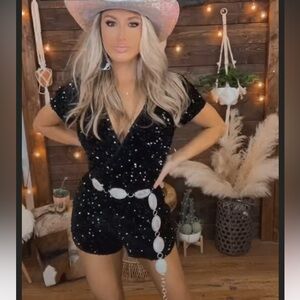 🎀Southern Fried Chics 💕Black Sequin Romper Medium